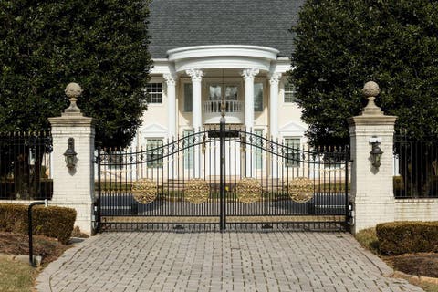 Atiku's US mansion [Photo Credit: Zillow - www.zillow.com]