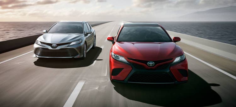 toyota-camry-regresa-europa-01_1440x655c.jpg
